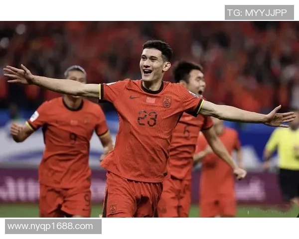 国足比赛中戴玉佩的文化意义与球员表现的深度分析